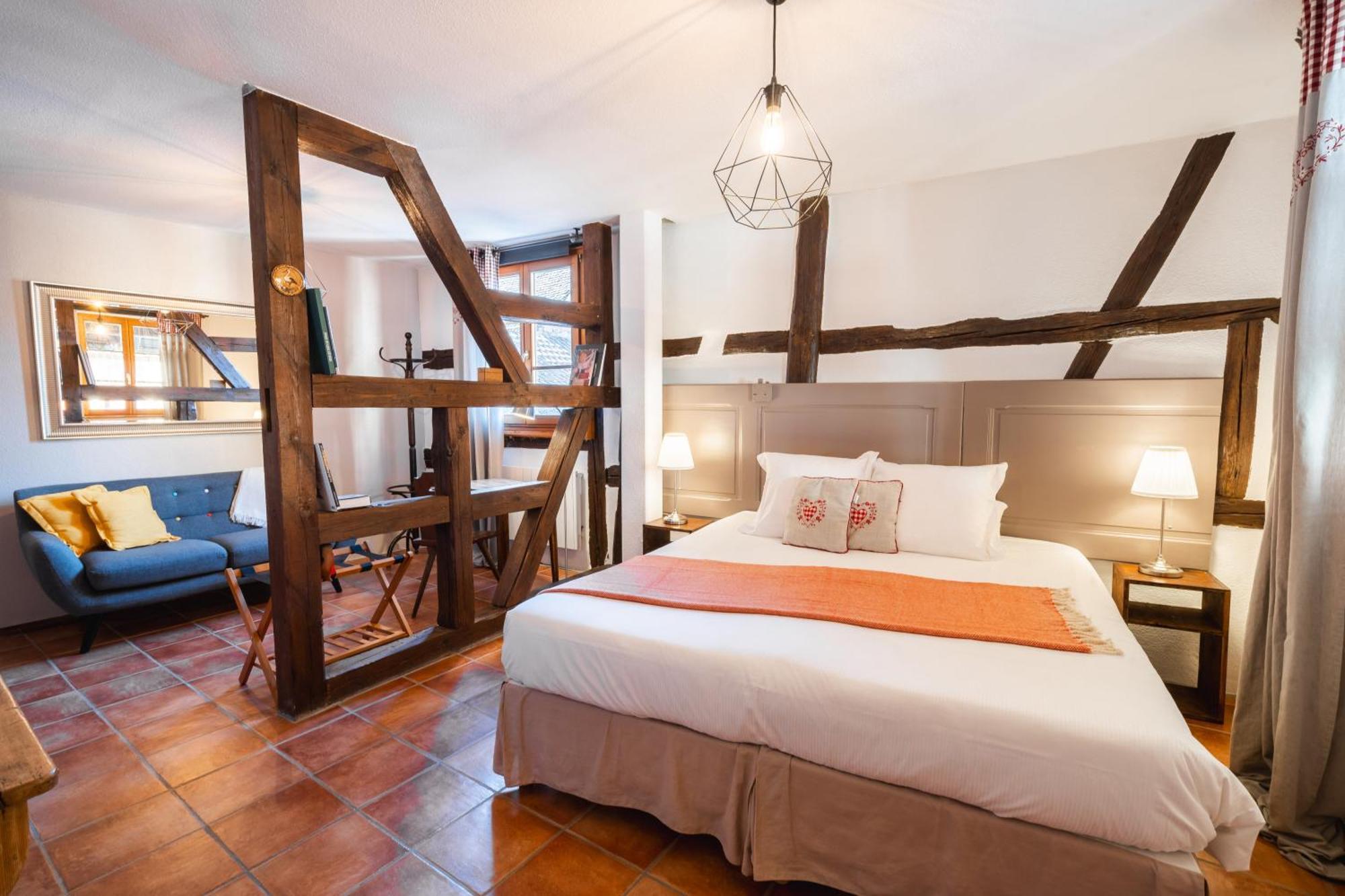 Les Suites - La Cour St Fulrad Saint-Hippolyte  Dış mekan fotoğraf